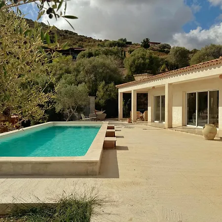 Villa Casa Bianca Piscine Privee Et Vue Familiale