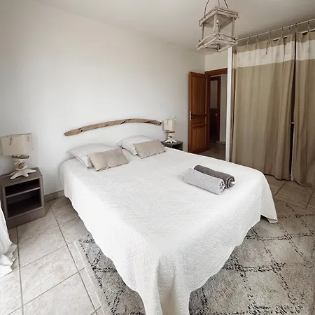 Casa Bianca Piscine Privee Et Vue Familiale Villa