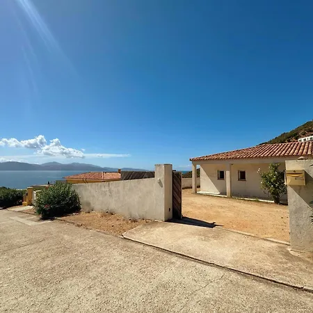 Casa Bianca Piscine Privée Et Vue Familiale