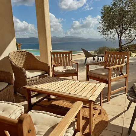 Casa Bianca Piscine Privee Et Vue Familiale Villa