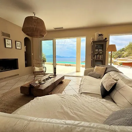 Casa Bianca Piscine Privée Et Vue Familiale Sagone (Corsica)