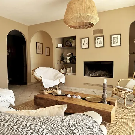 Casa Bianca Piscine Privee Et Vue Familiale Villa