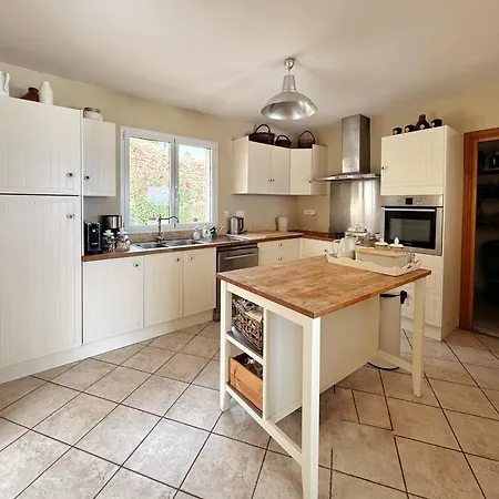 Casa Bianca Piscine Privee Et Vue Familiale Villa