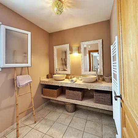 Casa Bianca Piscine Privée Et Vue Familiale *