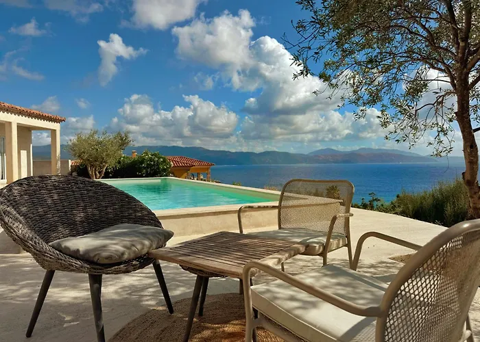 Casa Bianca Piscine Privee Et Vue Familiale * Sagone (Corsica)