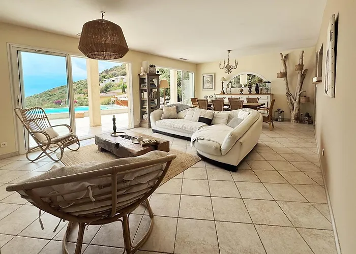 Casa Bianca Piscine Privee Et Vue Familiale * Sagone (Corsica)