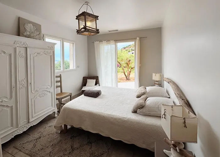 Vila Casa Bianca Piscine Privee Et Vue Familiale *