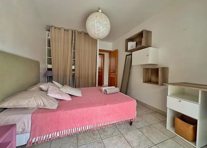 Casa Bianca Piscine Privee Et Vue Familiale Vila