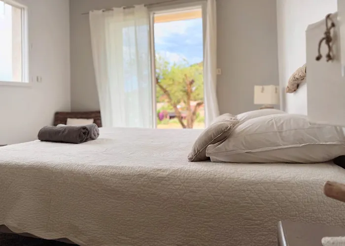 Casa Bianca Piscine Privee Et Vue Familiale Vila *