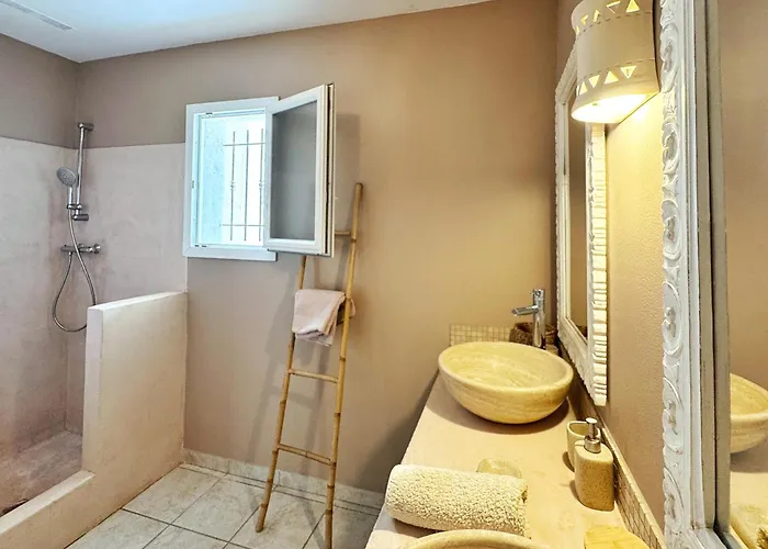 Casa Bianca Piscine Privee Et Vue Familiale Vila Sagone (Corsica)